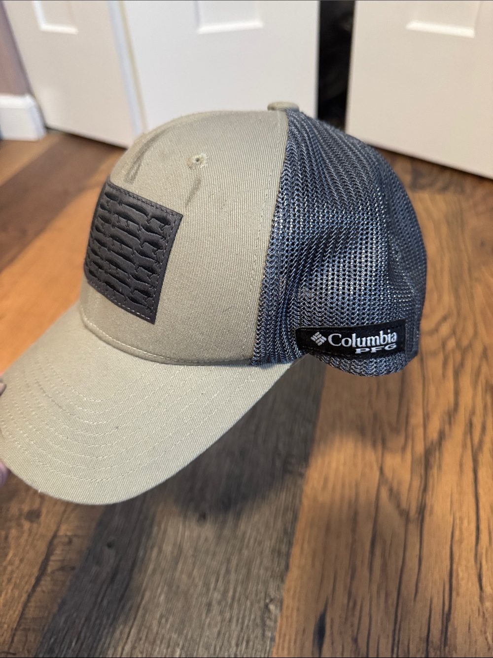 Columbia PFG Two-Tone Mesh Trucker Cap in Olive and Charcoal Fitted “well loved”